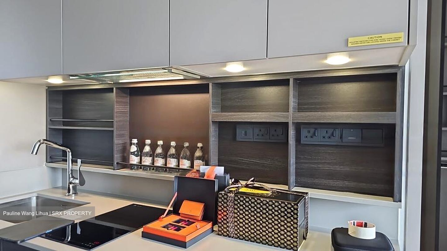 Haus On Handy (D9), Condominium #491330211